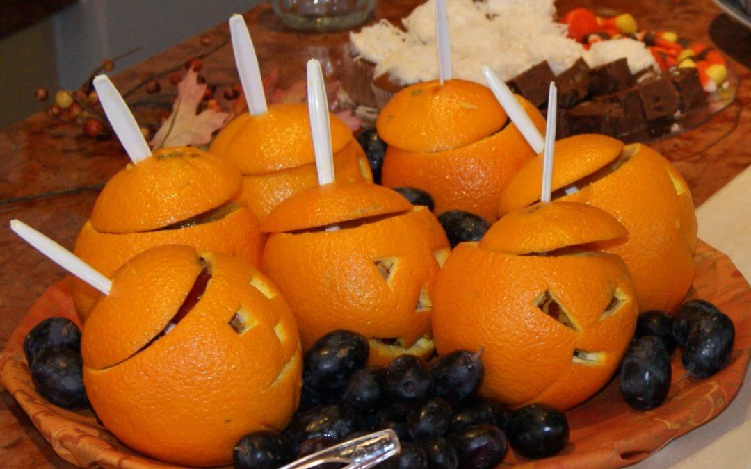 How to Make Halloween Jack-O-Lantern Oranges