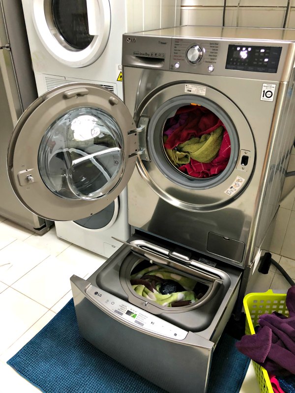 LG TWINWash Machine Two Loads At Once Singapore Review Promotions Where to Buy